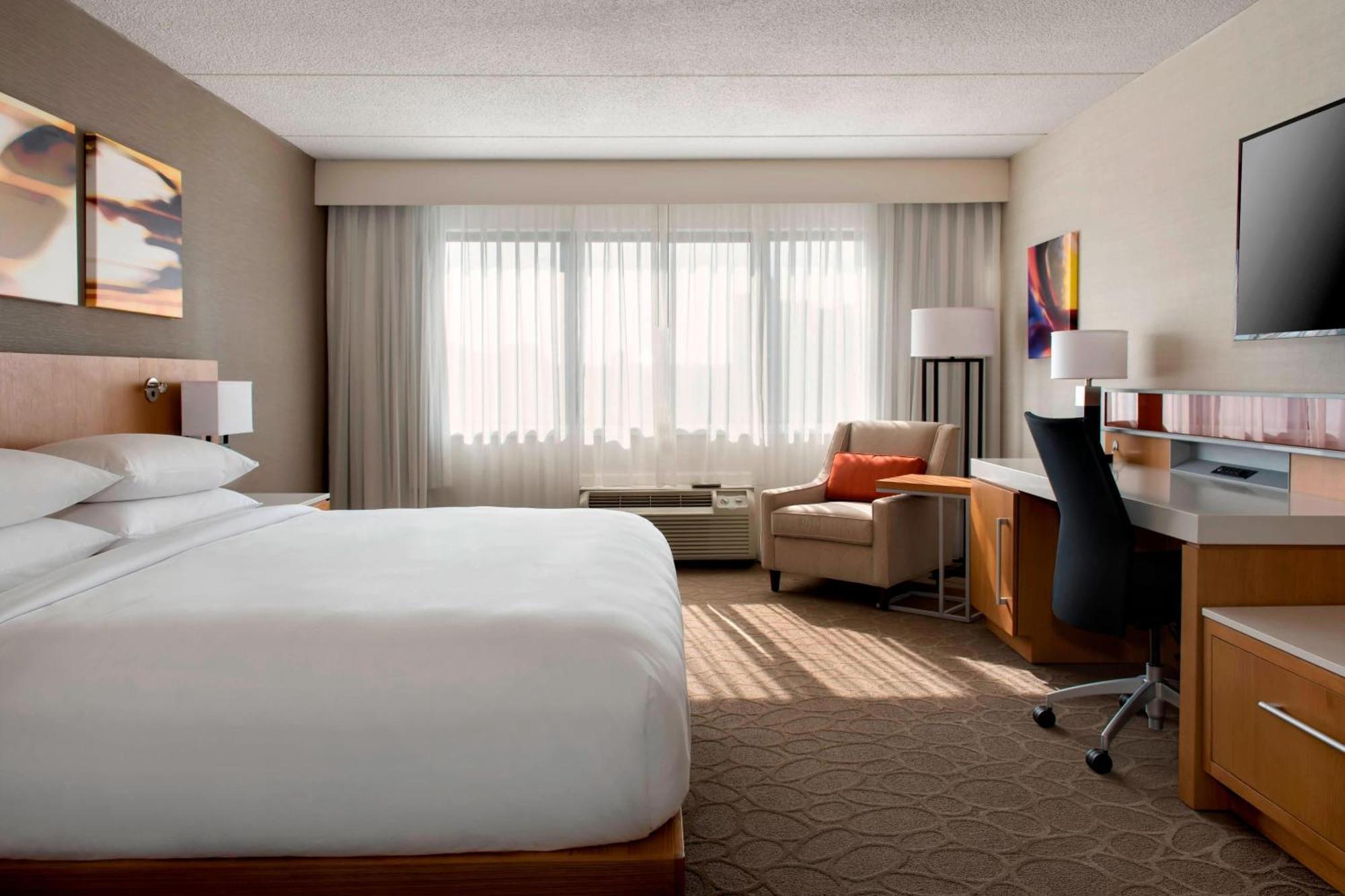 Delta Hotels By Marriott Utica Extérieur photo