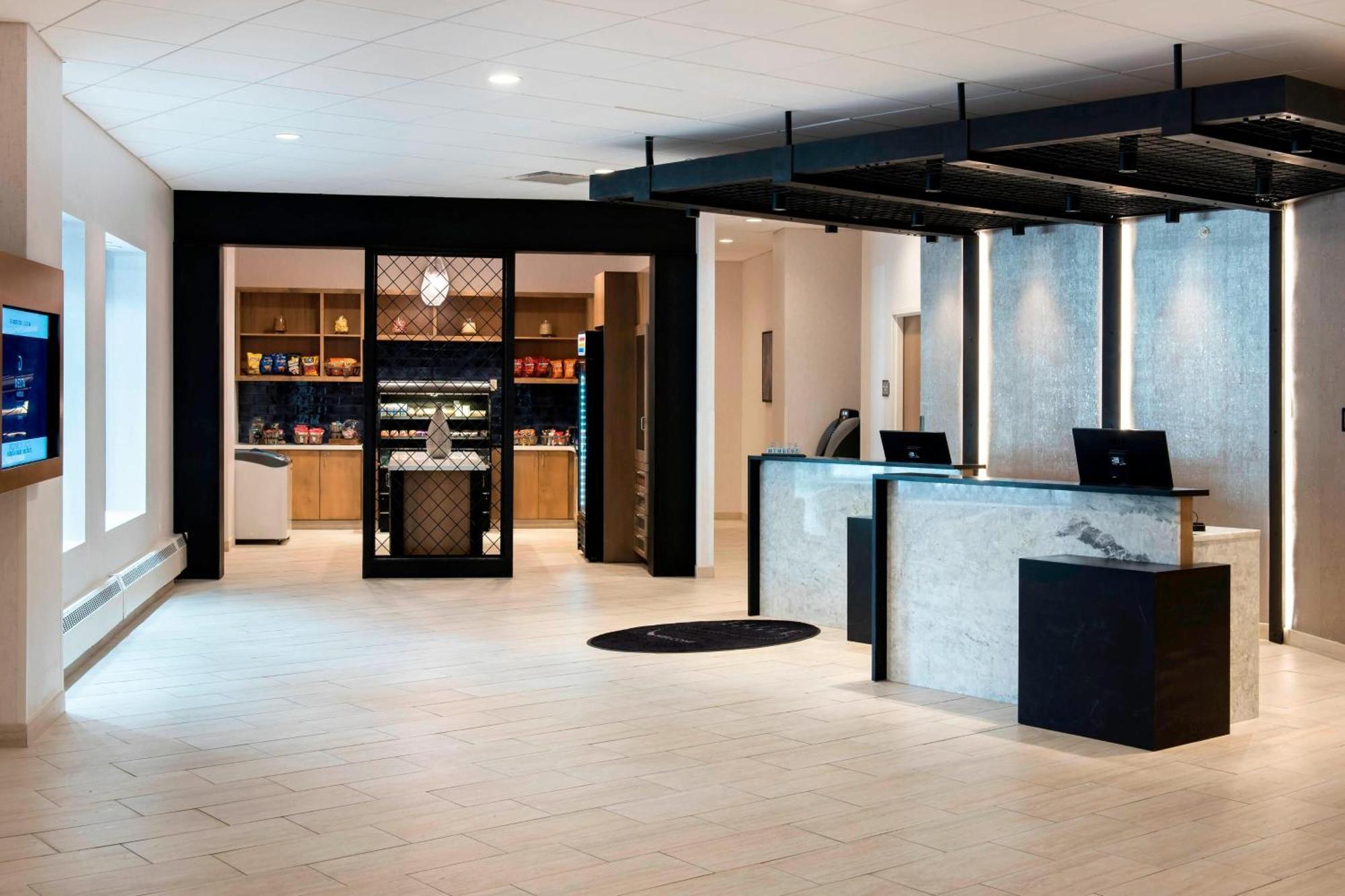 Delta Hotels By Marriott Utica Extérieur photo