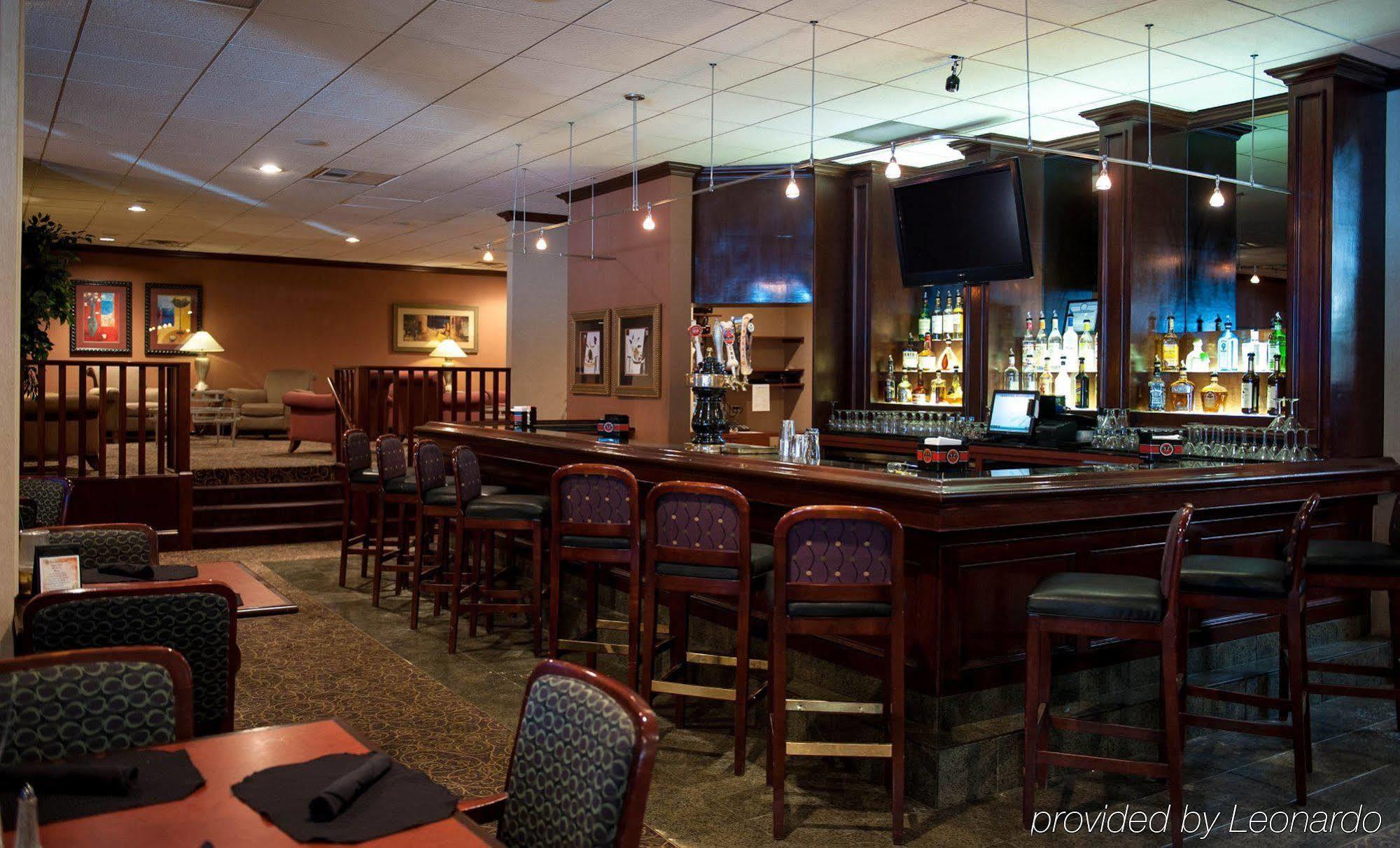 Delta Hotels By Marriott Utica Extérieur photo