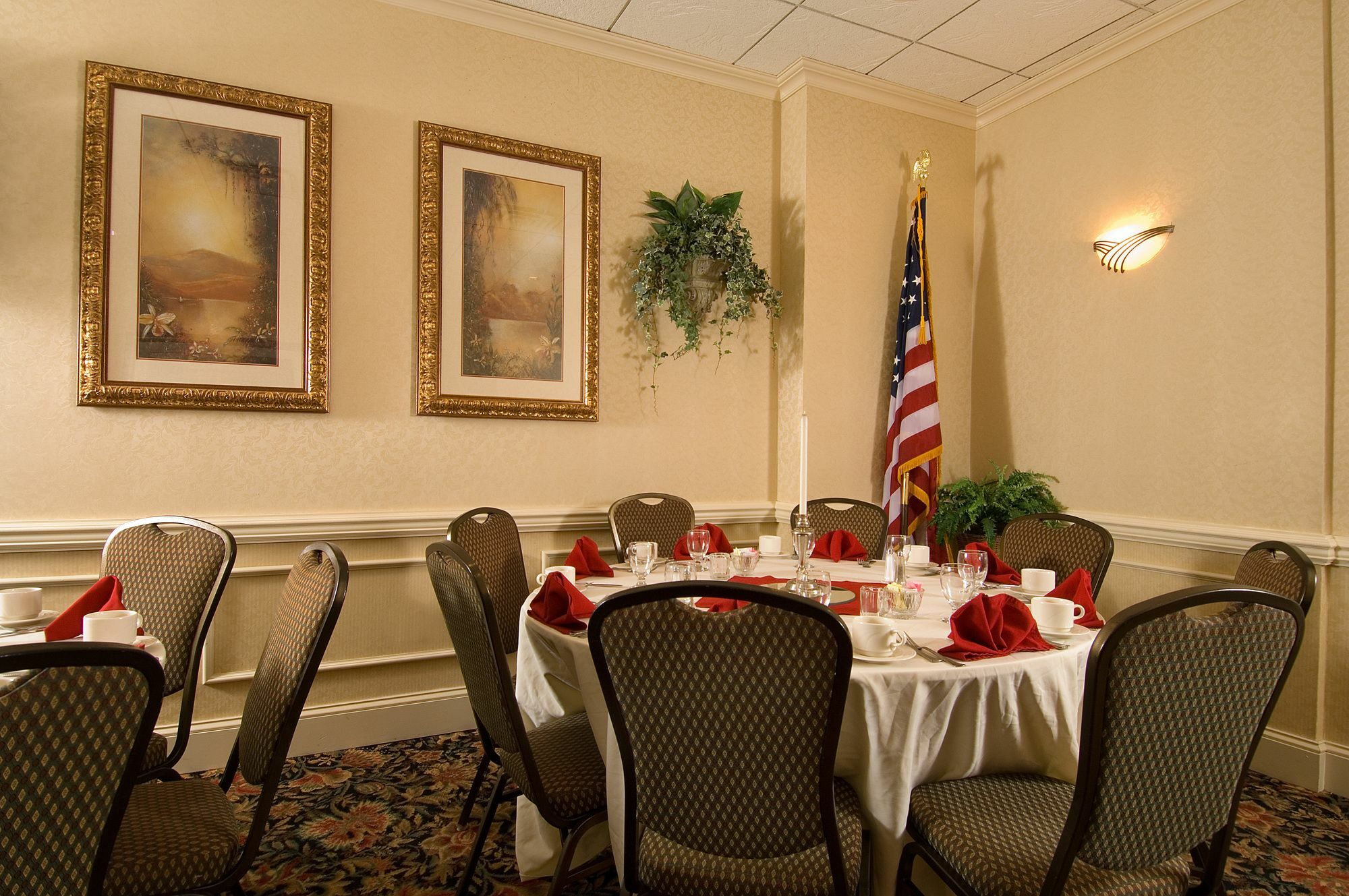 Delta Hotels By Marriott Utica Extérieur photo